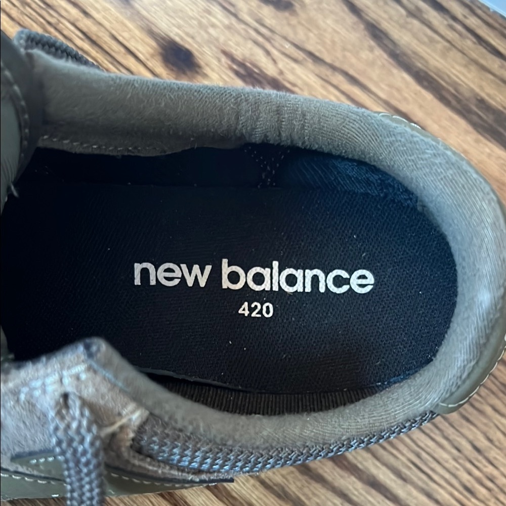 New Balance Men's 420 Olive and Brown Sneakers - NWOT - Picture 3 of 9